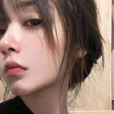 23张高清现代女生港风ins头像 氛围感拉满