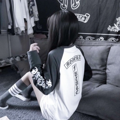 女生头像下半身霸气不露脸！23张高清新潮半身头像合集