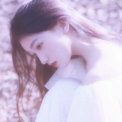 超仙朦胧感女生头像来啦！12张高清氛围感美图直接抱走