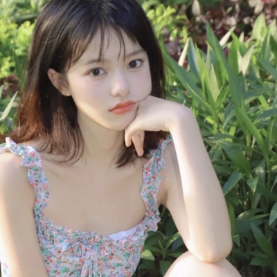 19张氛围感女名媛微信头像，快换上试试