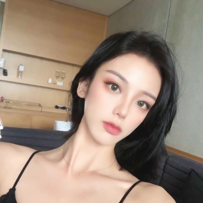 女生颜值爆表微信头像合集 12张好看的女生头像