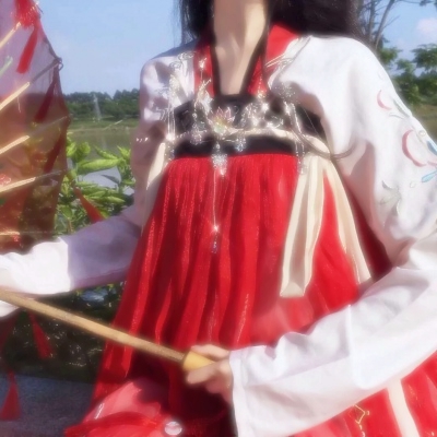 仙气拉满！24张不露脸QQ女生头像 都是绝美纱裙下半身款