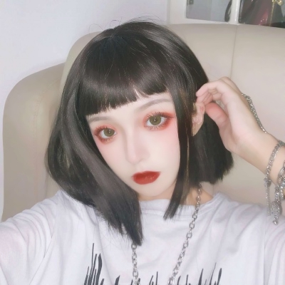 20张氛围感拉满！气质感短发女生微信头像合集