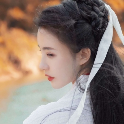 12张高清古风真人女子头像 美得让人移不开眼