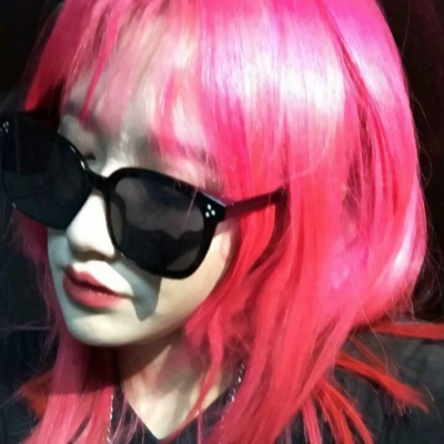 20张超酷个性原宿风QQ女生头像，高清图直接存