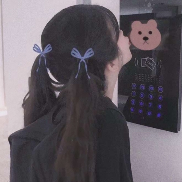 19张超清好看的女生唯美真人头像合集