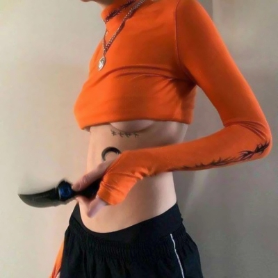 9张高清酷飒女生潮图头像 社会感部位图合集