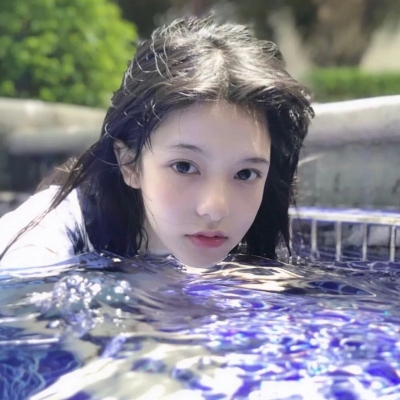 19张治愈感拉满的女生清新真人头像，每一张都让人看了舒服