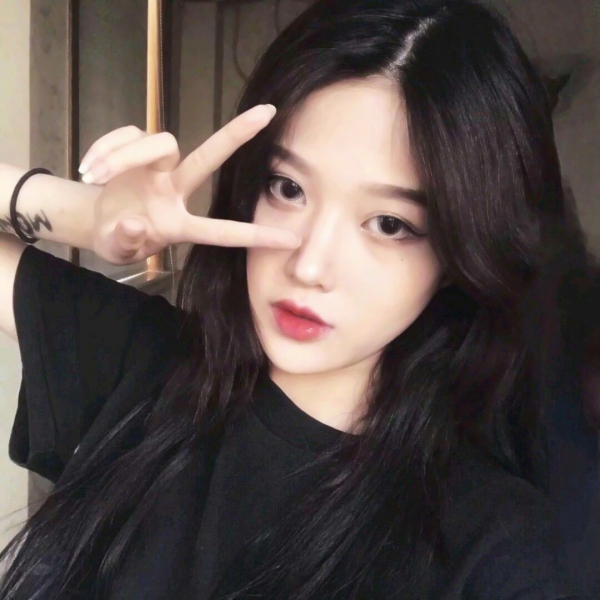 超清好看的女生正脸QQ头像合集（17张）