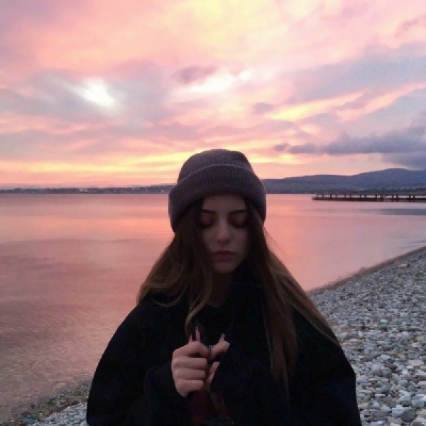 16张高清欧美范女生头像 个性又好看