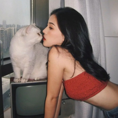 7张成熟挂女生真人头像分享