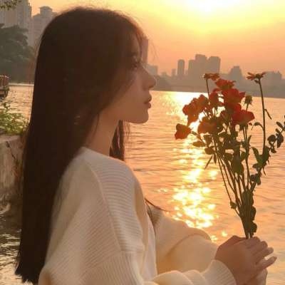 8张氛围感拉满！看夕阳的真人女生唯美头像