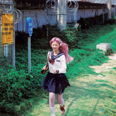 19张无水印真人神仙女生头像免费拿