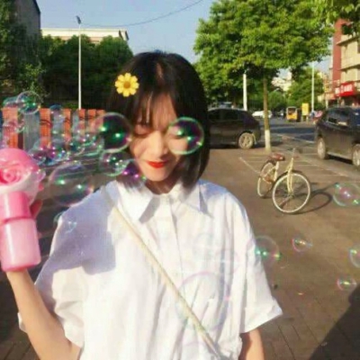 25张高清女生丧系网图头像 氛围感拉满的emo女头合集