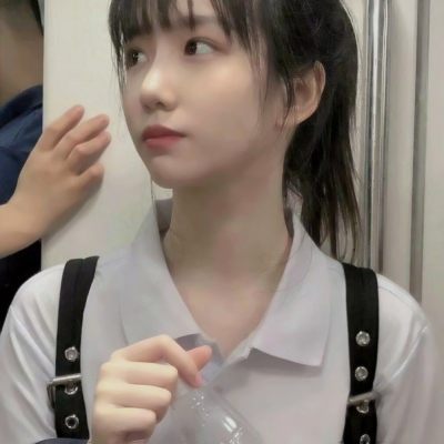 微信三人闺蜜头像一人一张 18组女生头像合集