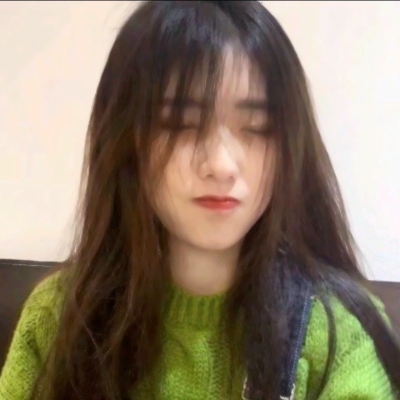 同一女生真人高清头像合集 16张好看的女生头像