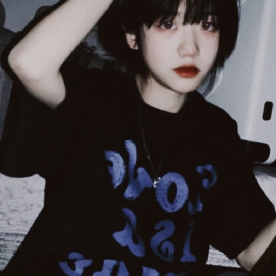 13张干净又清纯的女生头像，快收藏！