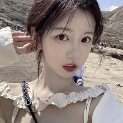 19张氛围感女名媛微信头像，快换上试试