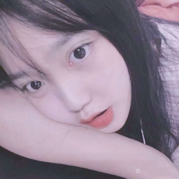 19张超清好看的女生唯美真人头像合集