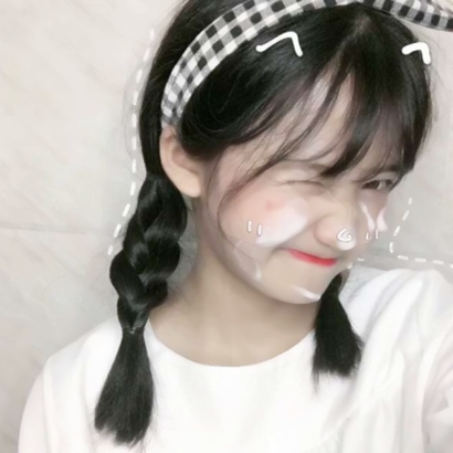 9张同一女生真实头像合集