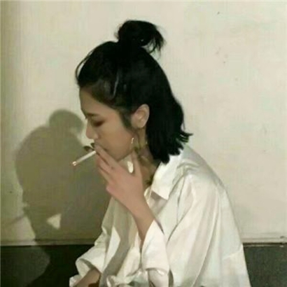 最新搞怪可爱女生头像 高清真人版合集共33张