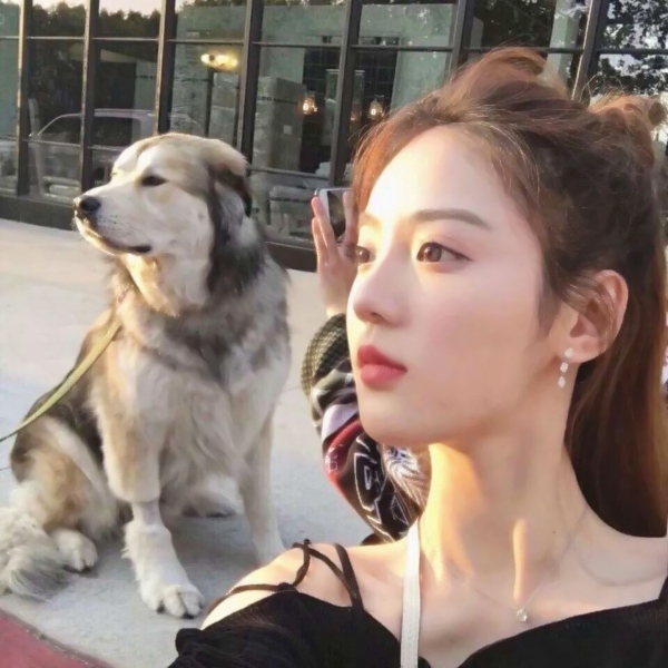 快手女生清晰头像合集 34张草莓系小仙女风格头像