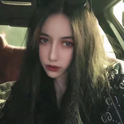 ins风欧美女生微信头像合集 14张高清原图分享