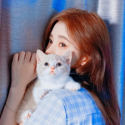 抖音热门女生网红头像 13张高清好看大图