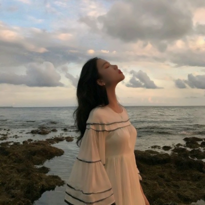16组高冷风闺蜜头像一对两张 高清时尚款分享