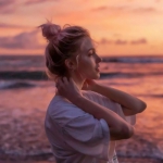 16张高清唯美女生头像合集整理