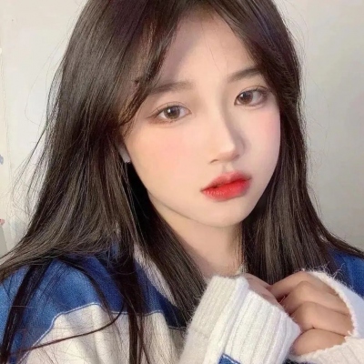 女生真人生活照头像合集（20张）
