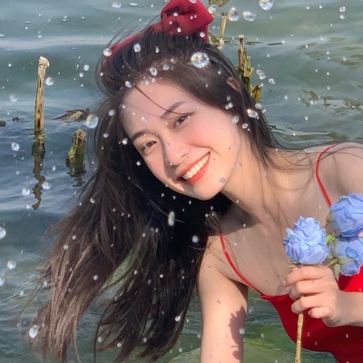 女生微信头像霸气时尚超拽真人合集（12张）
