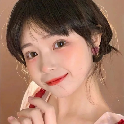 超火高颜值女生正脸头像 14张合集
