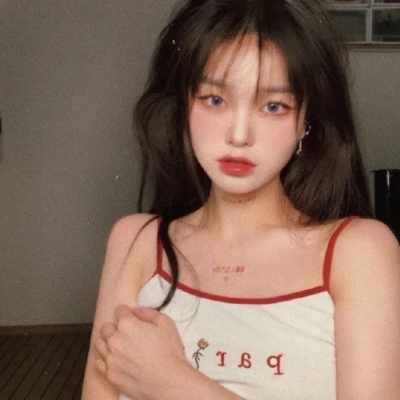 17张真人网红脸女生头像合集