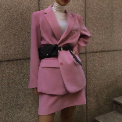 30张高清御姐风气质女生半身头像 带下半身氛围感造型