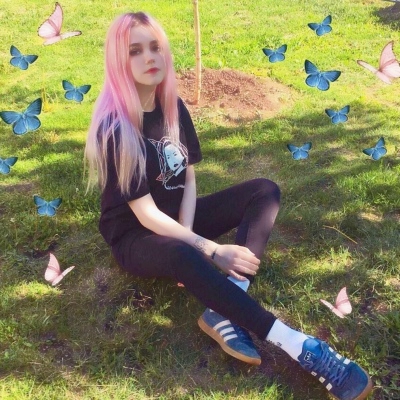 20张氛围感拉满的外国女生清新头像合集