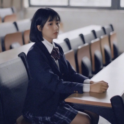13张高清清新校园女生头像 清纯感拉满