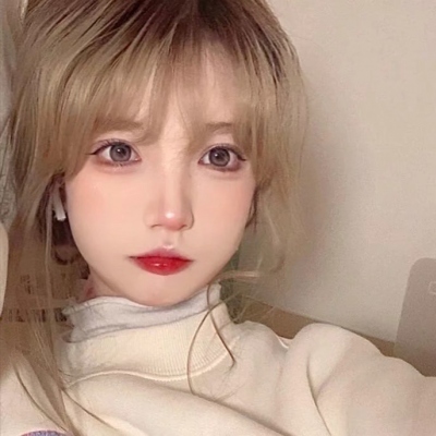 ins风温柔女生头像合集来了！10张氛围感拉满的漂亮头像