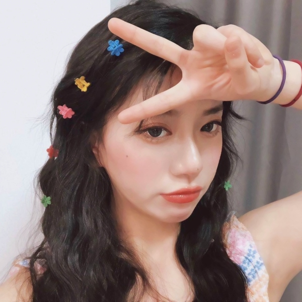 34张氛围感拉满的女生气质魅力头像 超清质感图合集