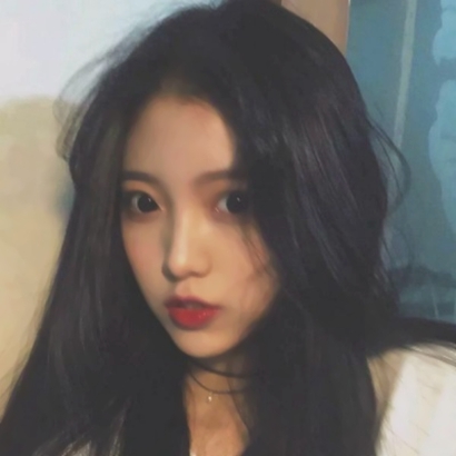 36张高清成熟风微信头像 氛围感拉满的女生头像合集