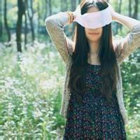 白布蒙眼的清新女生头像合集 共11张