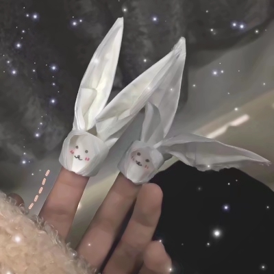 21张软萌粉色背景女生头像，戳中你的少女心