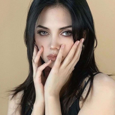 最新版微信欧美女生高清头像合集 共10张