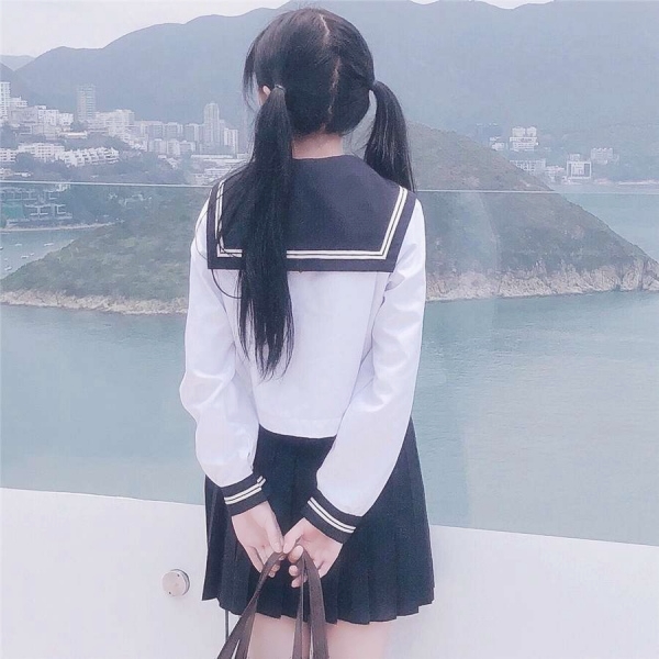 23张超可爱JK制服女生头像 高清好看又软萌