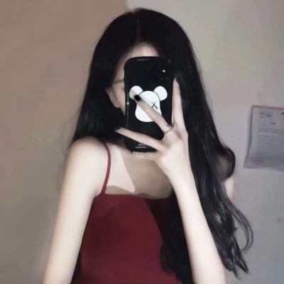 女生挡脸头像合集！11张高清好看的女生挡脸头像分享
