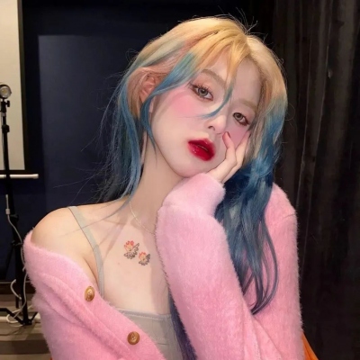 13张自带高级感的女生微信头像，直接存