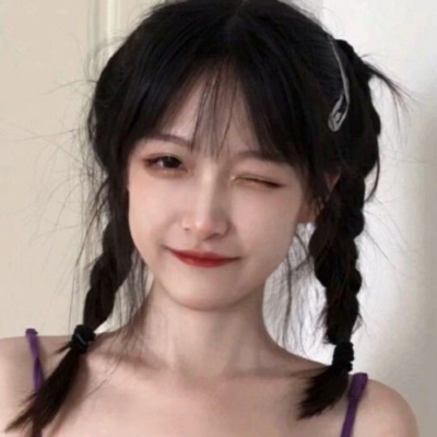 9张又丧又唯美的女生真人头像，氛围感拉满