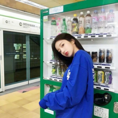 自带仙女气质的小姐姐头像合集 共12张