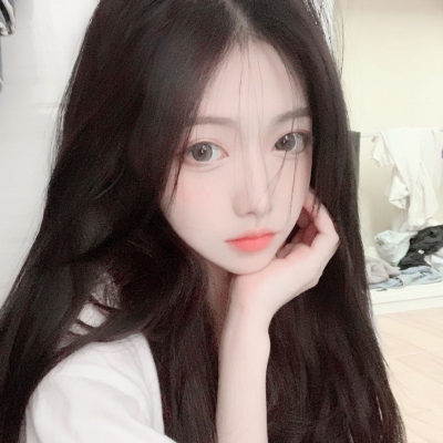 超火的超清女生头像合集（共13张）