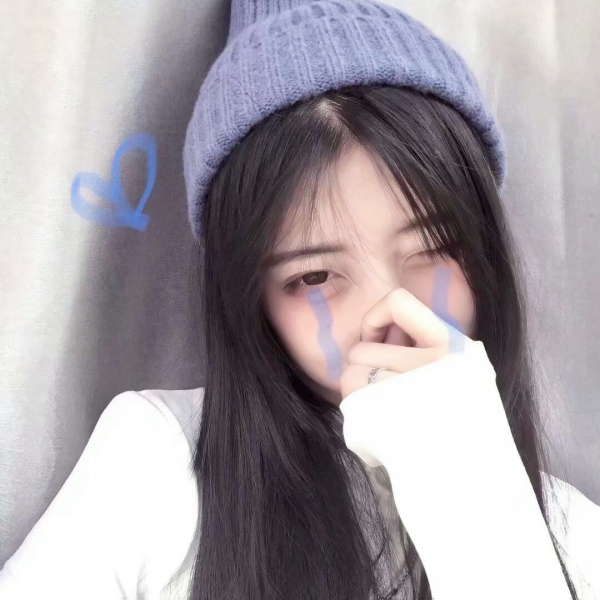 16张高清时髦高冷女生头像 自带氛围感的气质款头像合集